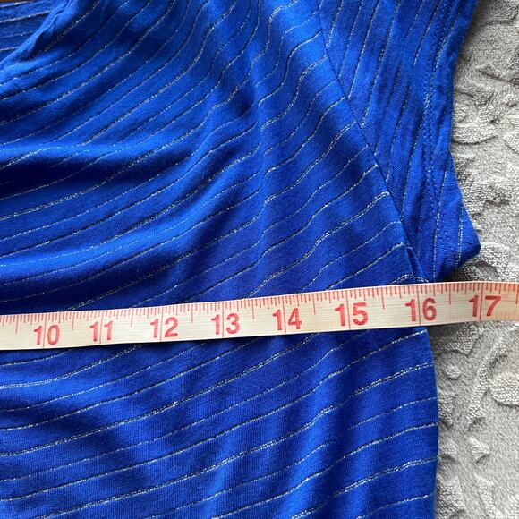 Banana Republic Blue and Siliver Stripe Short Sleeve Blouse Small - Picture 8 of 9